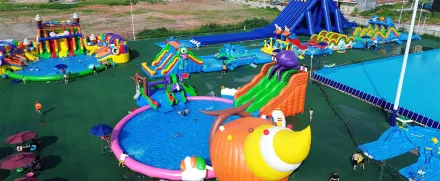 Guangdong Heyuan Inflatable Water Park