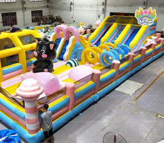 Playful Pig‑Theme Inflatable Fun Park | Giant Multi‑Zone Inflatable Playground