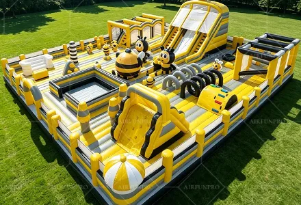 Inflatable Theme Park Guide : Commercial Indoor & Outdoor Amusement Parks for Family Entertainment