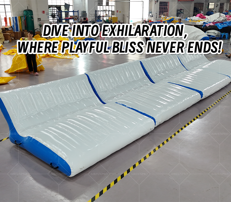 Inflatable Water Sofa: 0.9mm PVC Material, Accommodates 4-6 People, Floating Lounger