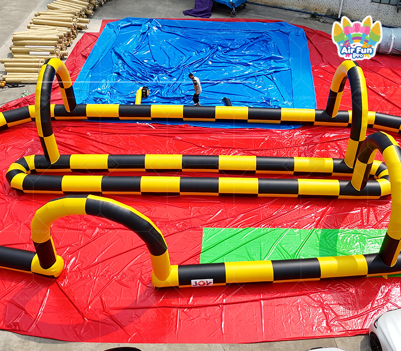 High Quality Custom Black Yellow Checkered PVC for with Arch for Public Sports Park