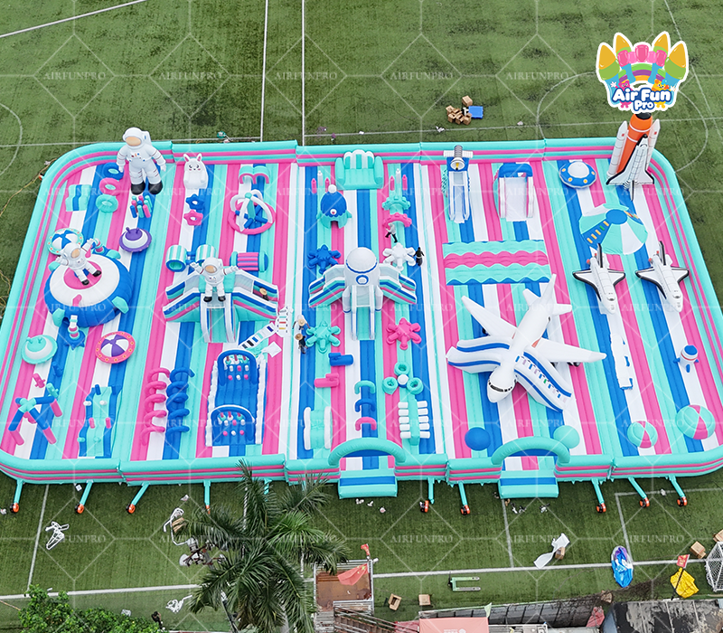 Aerospace-Themed Inflatable Theme Park Inflatable Castle: A Whimsical 